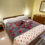 - Stefania Apartment Pescocostanzo